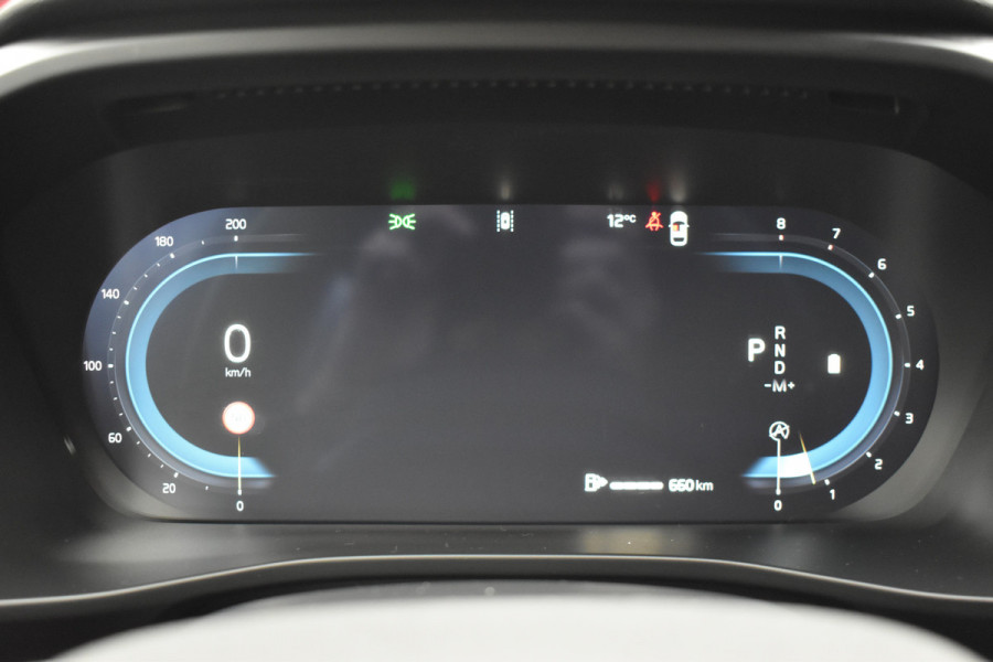 Volvo XC40 B4 211PK Automaat Plus Dark | Trekhaak | BLIS | ACC | H&K | Elektr. Stoel | Camera | All seasons