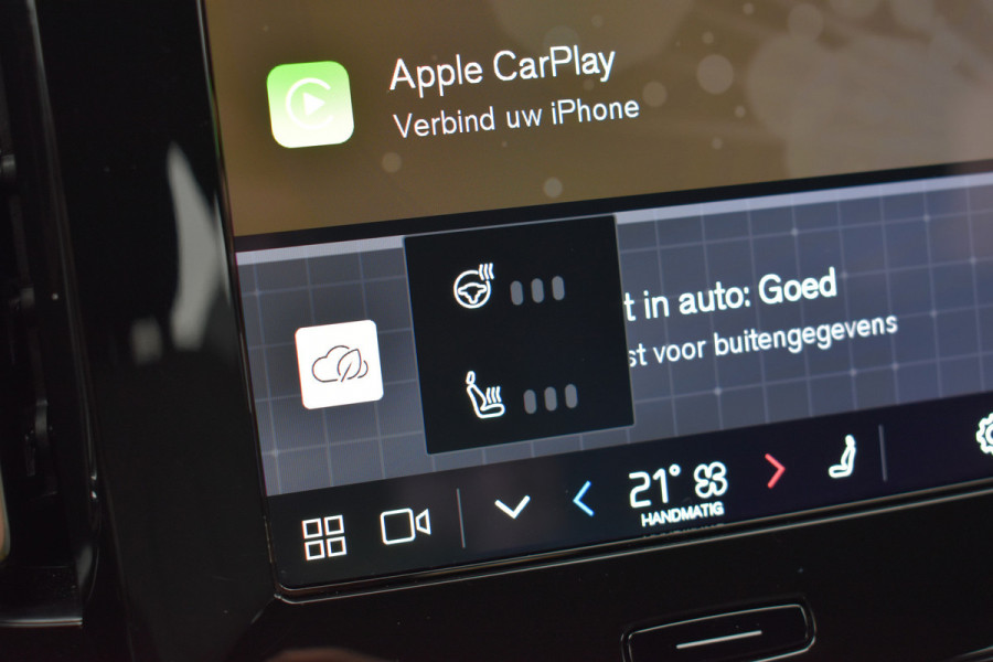 Volvo XC40 B4 211PK Automaat Plus Dark | Trekhaak | BLIS | ACC | H&K | Elektr. Stoel | Camera | All seasons