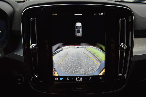 Volvo XC40 B4 211PK Automaat Plus Dark | Trekhaak | BLIS | ACC | H&K | Elektr. Stoel | Camera | All seasons