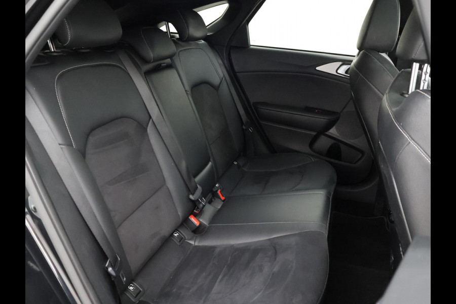 Kia ProCeed 1.5 T-GDi 160 PK GT-LINE AUT. + PANORAMA | CAMERA | AFN. TREKHAAK | DIGITALE COCKPIT | STOEL/STUURWIELVERW.