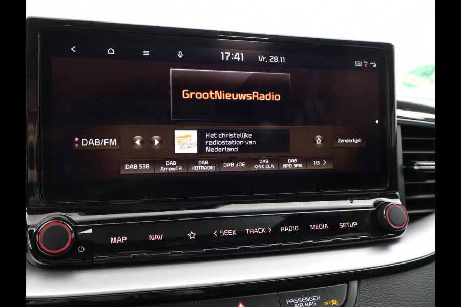 Kia ProCeed 1.5 T-GDi 160 PK GT-LINE AUT. + PANORAMA | CAMERA | AFN. TREKHAAK | DIGITALE COCKPIT | STOEL/STUURWIELVERW.