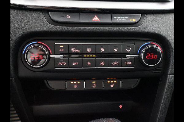 Kia ProCeed 1.5 T-GDi 160 PK GT-LINE AUT. + PANORAMA | CAMERA | AFN. TREKHAAK | DIGITALE COCKPIT | STOEL/STUURWIELVERW.