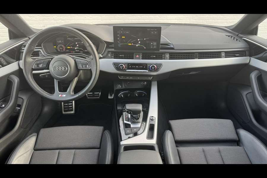 Audi A5 Sportback 35 TFSI 3x S-line Competition Zwarte hemel Cruise Climate v/a Full LED Navi Apple / Android