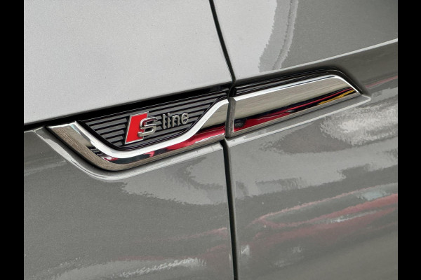 Audi A5 Sportback 35 TFSI 3x S-line Competition Zwarte hemel Cruise Climate v/a Full LED Navi Apple / Android