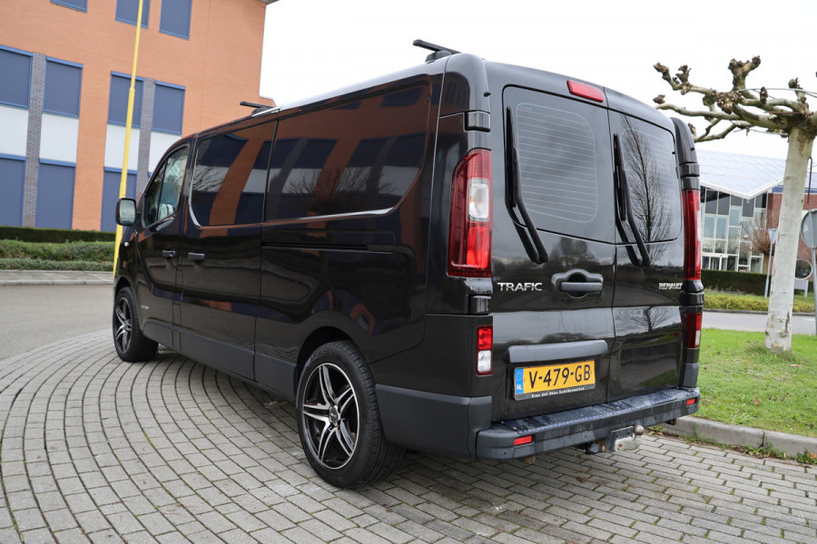 Renault Trafic 1.6 dCi L2H1 DC Luxe | L+R Schuifdeur | Dubbel cabine | Navigatie | PDC | Airco | Cruise control | 5-Zitter | Nieuwe APK | NAP Logisch | Euro 6