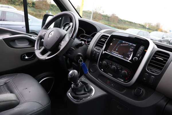 Renault Trafic 1.6 dCi L2H1 DC Luxe | L+R Schuifdeur | Dubbel cabine | Navigatie | PDC | Airco | Cruise control | 5-Zitter | Nieuwe APK | NAP Logisch | Euro 6