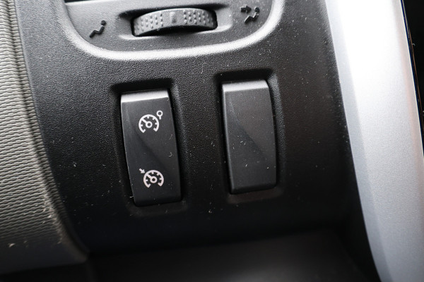 Renault Trafic 1.6 dCi L2H1 DC Luxe | L+R Schuifdeur | Dubbel cabine | Navigatie | PDC | Airco | Cruise control | 5-Zitter | Nieuwe APK | NAP Logisch | Euro 6