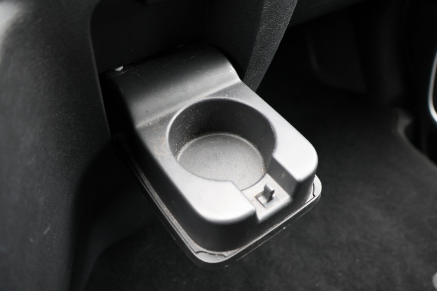 Renault Trafic 1.6 dCi L2H1 DC Luxe | L+R Schuifdeur | Dubbel cabine | Navigatie | PDC | Airco | Cruise control | 5-Zitter | Nieuwe APK | NAP Logisch | Euro 6