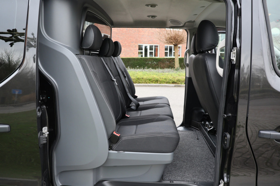 Renault Trafic 1.6 dCi L2H1 DC Luxe | L+R Schuifdeur | Dubbel cabine | Navigatie | PDC | Airco | Cruise control | 5-Zitter | Nieuwe APK | NAP Logisch | Euro 6