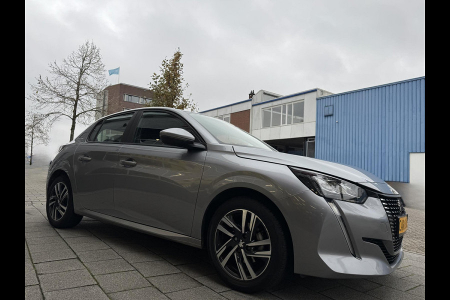 Peugeot 208 1.2 PureTech Active Pack - Navigatie/Apple CarPlay I Airco I Sport velgen I LED I PDC I 40.000 KM -Dealer onderhouden