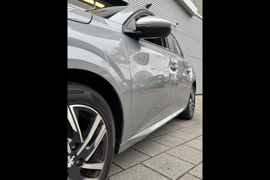 Peugeot 208 1.2 PureTech Active Pack - Navigatie/Apple CarPlay I Airco I Sport velgen I LED I PDC I 40.000 KM -Dealer onderhouden