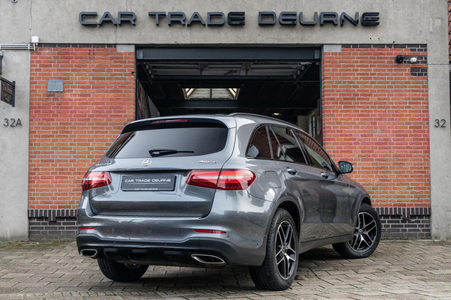 Mercedes-Benz GLC 250 4MATIC AMG Pano / Trekhaak / Camera