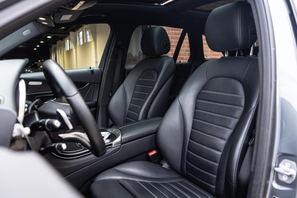 Mercedes-Benz GLC 250 4MATIC AMG Pano / Trekhaak / Camera
