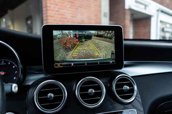 Mercedes-Benz GLC 250 4MATIC AMG Pano / Trekhaak / Camera
