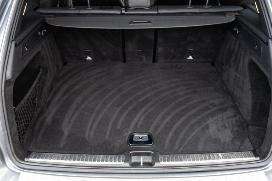 Mercedes-Benz GLC 250 4MATIC AMG Pano / Trekhaak / Camera