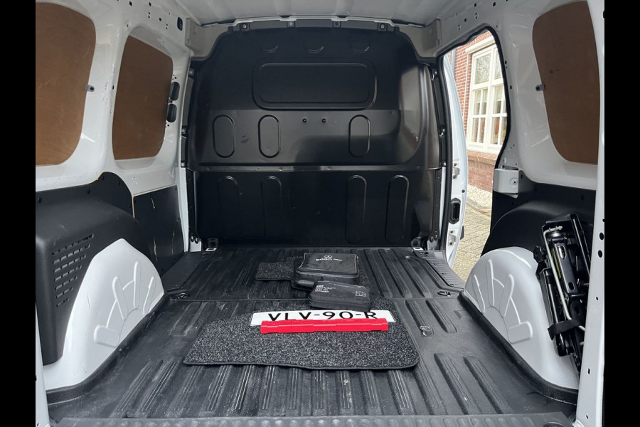 Mercedes-Benz Citan 109 CDI 90pk E6 Ambition BPM Vrij! Lease €240 p/m, Airco, Cruise controle, Schuifdeur, Mistlampen, Onderhoudshistorie aanwezig