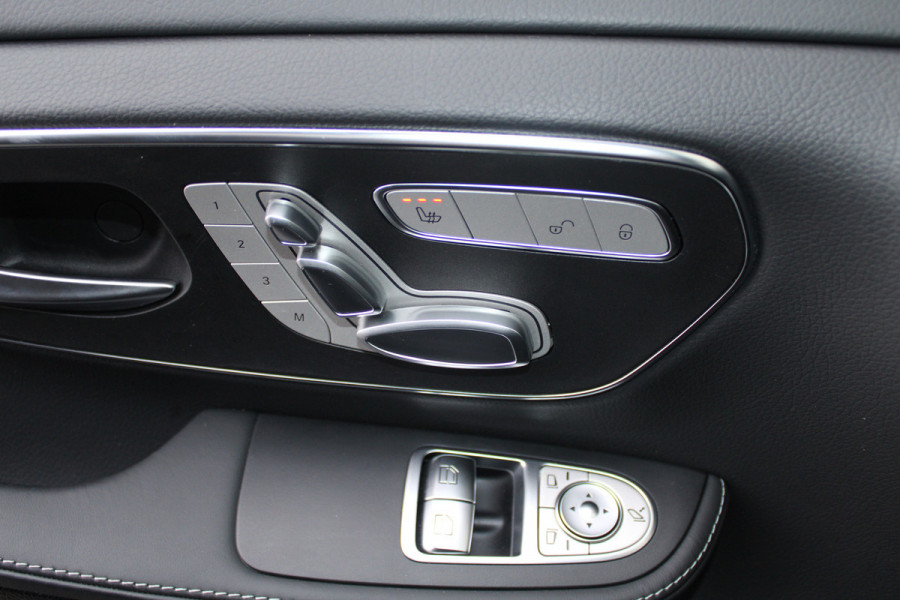 Mercedes-Benz V-Klasse 300d / Exclusive / 4-Matic / 6-Persoons / Panorama / Elec Stoelen / 360 Cam / Burmester / Vol Opties / NIEUWSTAAT