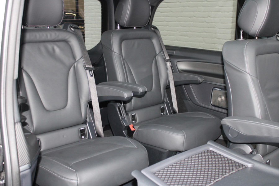 Mercedes-Benz V-Klasse 300d / Exclusive / 4-Matic / 6-Persoons / Panorama / Elec Stoelen / 360 Cam / Burmester / Vol Opties / NIEUWSTAAT