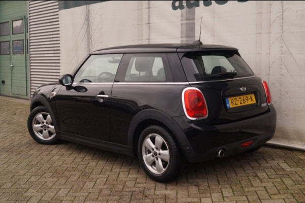 MINI Cooper 1.5 136pk Cooper Business -NAVI-PDC-CRUISE-AIRCO-