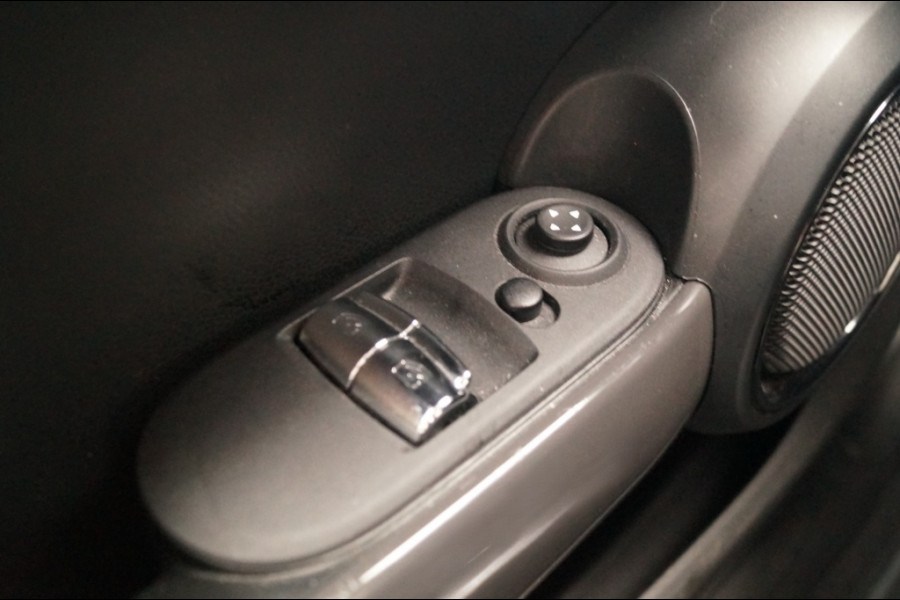 MINI Cooper 1.5 136pk Cooper Business -NAVI-PDC-CRUISE-AIRCO-