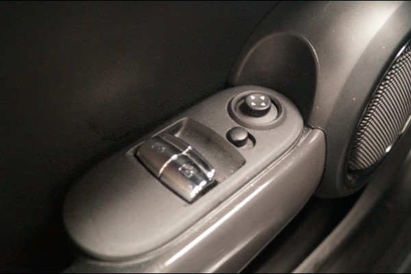 MINI Cooper 1.5 136pk Cooper Business -NAVI-PDC-CRUISE-AIRCO-