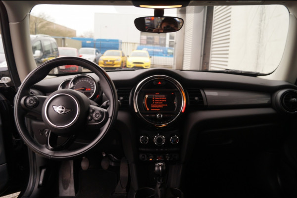 MINI Cooper 1.5 136pk Cooper Business -NAVI-PDC-CRUISE-AIRCO-