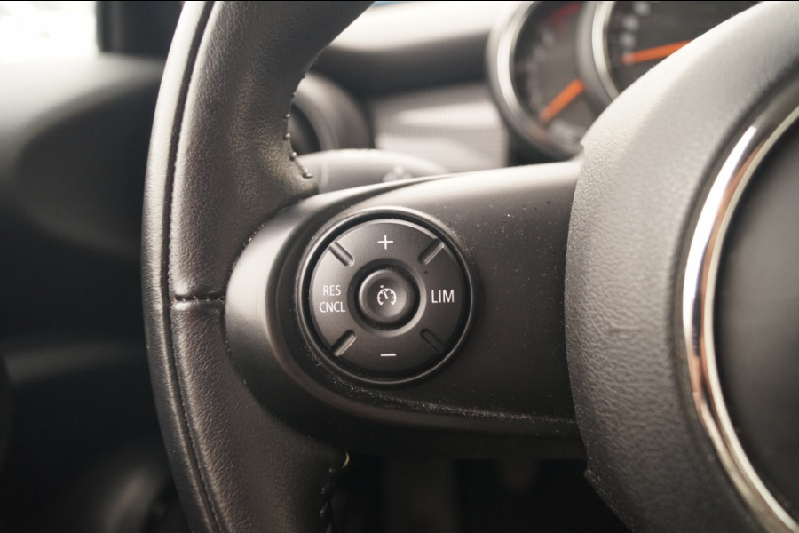 MINI Cooper 1.5 136pk Cooper Business -NAVI-PDC-CRUISE-AIRCO-