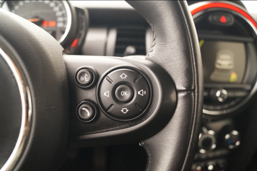 MINI Cooper 1.5 136pk Cooper Business -NAVI-PDC-CRUISE-AIRCO-