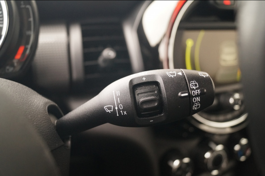 MINI Cooper 1.5 136pk Cooper Business -NAVI-PDC-CRUISE-AIRCO-