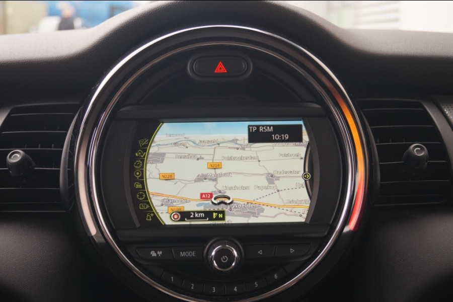 MINI Cooper 1.5 136pk Cooper Business -NAVI-PDC-CRUISE-AIRCO-