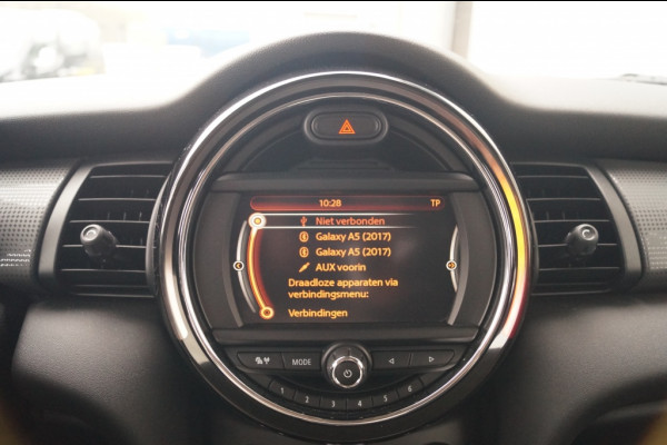 MINI Cooper 1.5 136pk Cooper Business -NAVI-PDC-CRUISE-AIRCO-