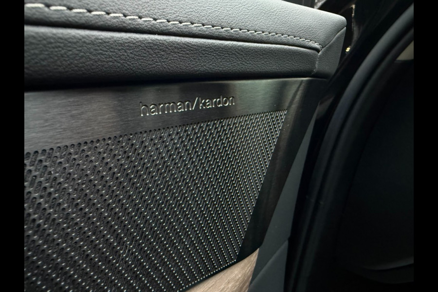 Volvo XC90 T8 Hybride Plus Dark 21 inch 7 Zits All Black 455pk 360 camera