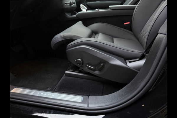 Volvo XC90 T8 Hybride Plus Dark 21 inch 7 Zits All Black 455pk 360 camera