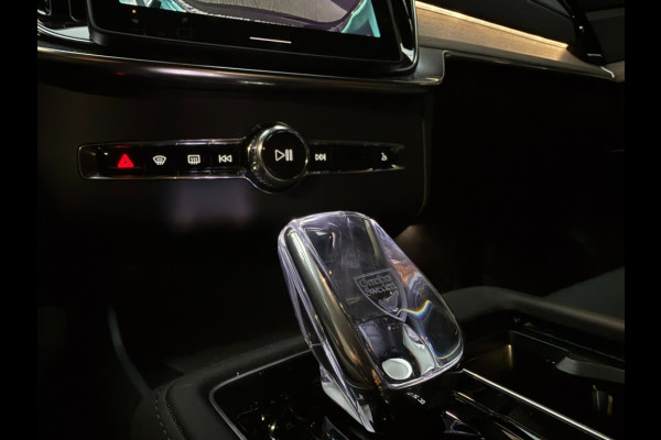 Volvo XC90 T8 Hybride Plus Dark 21 inch 7 Zits All Black 455pk 360 camera