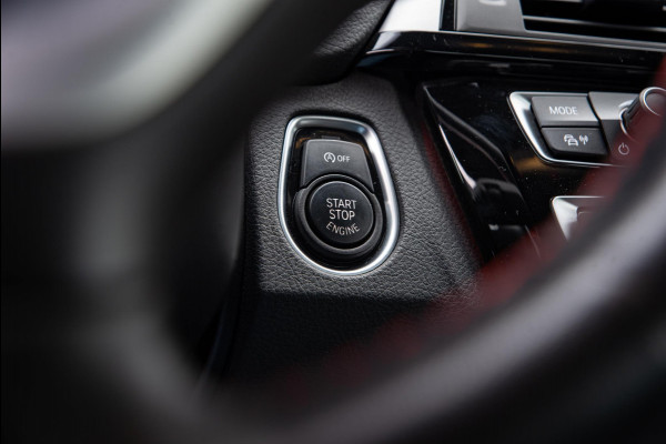 BMW 4 Serie Coupé 420i Executive Edition Xenon Navigatie Keyless