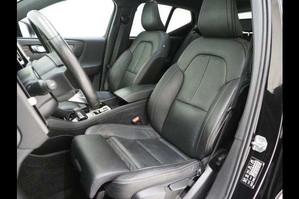 Volvo XC40 1.5 T5 Recharge R-Design Full Black | Panoramadak | Pilot Assist | Harman/Kardon | 360 | Keyless | Carplay