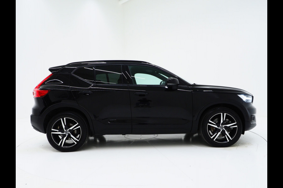 Volvo XC40 1.5 T5 Recharge R-Design Full Black | Panoramadak | Pilot Assist | Harman/Kardon | 360 | Keyless | Carplay