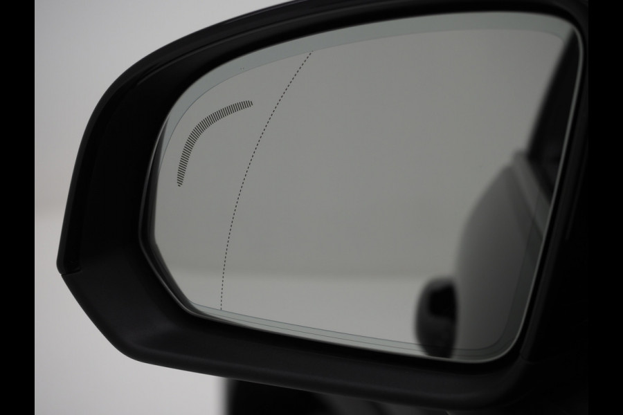 Volvo XC40 1.5 T5 Recharge R-Design Full Black | Panoramadak | Pilot Assist | Harman/Kardon | 360 | Keyless | Carplay