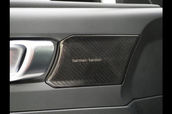 Volvo XC40 1.5 T5 Recharge R-Design Full Black | Panoramadak | Pilot Assist | Harman/Kardon | 360 | Keyless | Carplay