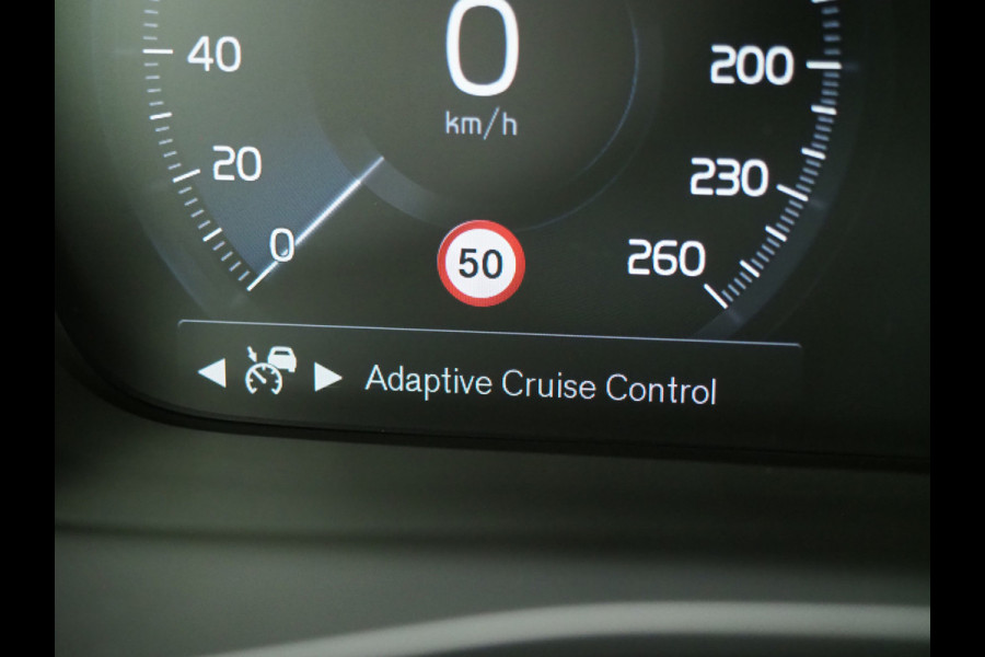 Volvo XC40 1.5 T5 Recharge R-Design Full Black | Panoramadak | Pilot Assist | Harman/Kardon | 360 | Keyless | Carplay