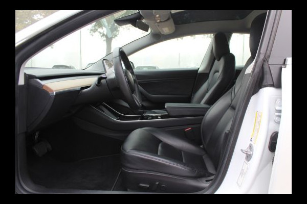 Tesla Model 3 Performance AWD 75 kWh / Autopilot / Panoramadak / Camera / Leder / 20'' / Leder / Premium Audio