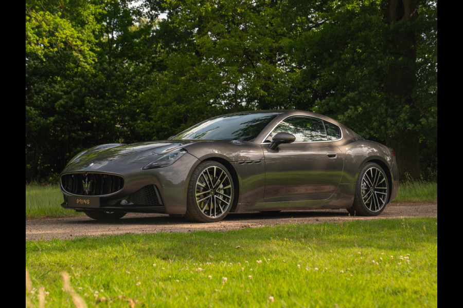 Maserati GranTurismo V6 AWD Modena | Subliem! | Full PPF | Sonus Faber | ADAS