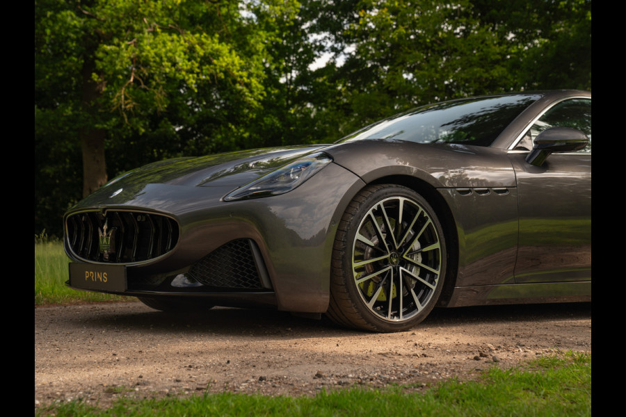 Maserati GranTurismo V6 AWD Modena | Subliem! | Full PPF | Sonus Faber | ADAS