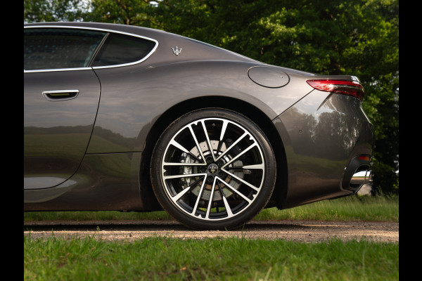 Maserati GranTurismo V6 AWD Modena | Subliem! | Full PPF | Sonus Faber | ADAS