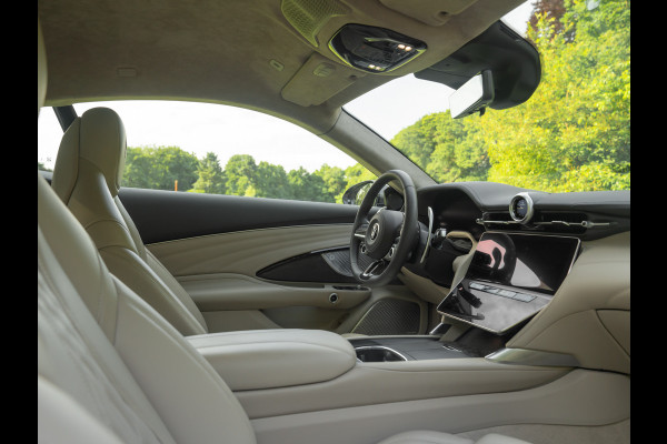 Maserati GranTurismo V6 AWD Modena | Subliem! | Full PPF | Sonus Faber | ADAS