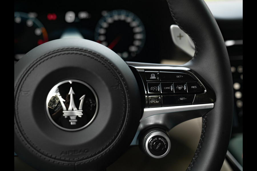 Maserati GranTurismo V6 AWD Modena | Subliem! | Full PPF | Sonus Faber | ADAS