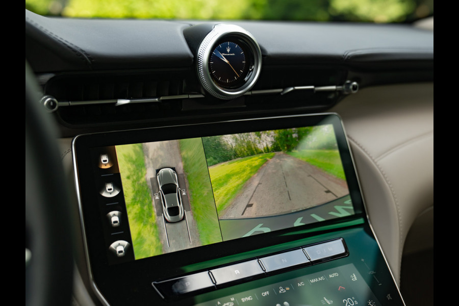 Maserati GranTurismo V6 AWD Modena | Subliem! | Full PPF | Sonus Faber | ADAS