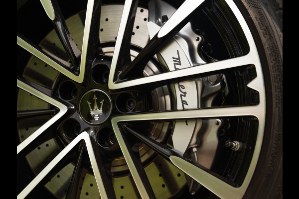 Maserati GranTurismo V6 AWD Modena | Subliem! | Full PPF | Sonus Faber | ADAS