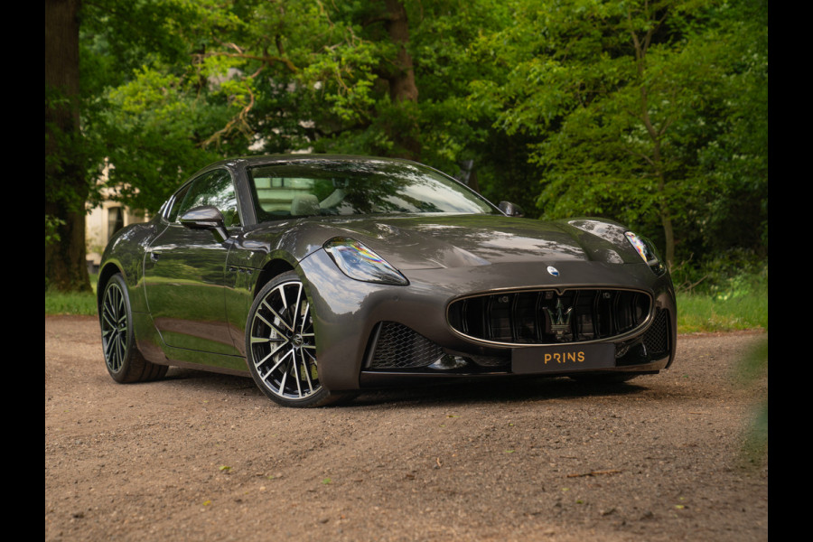 Maserati GranTurismo V6 AWD Modena | Subliem! | Full PPF | Sonus Faber | ADAS