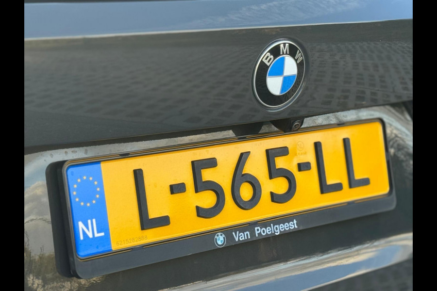 BMW 3 Serie Touring 330e M sport individual, dravitgrau, panodak,laser led, elec bedienbare trekhaak, vol opties, nl auto met nap